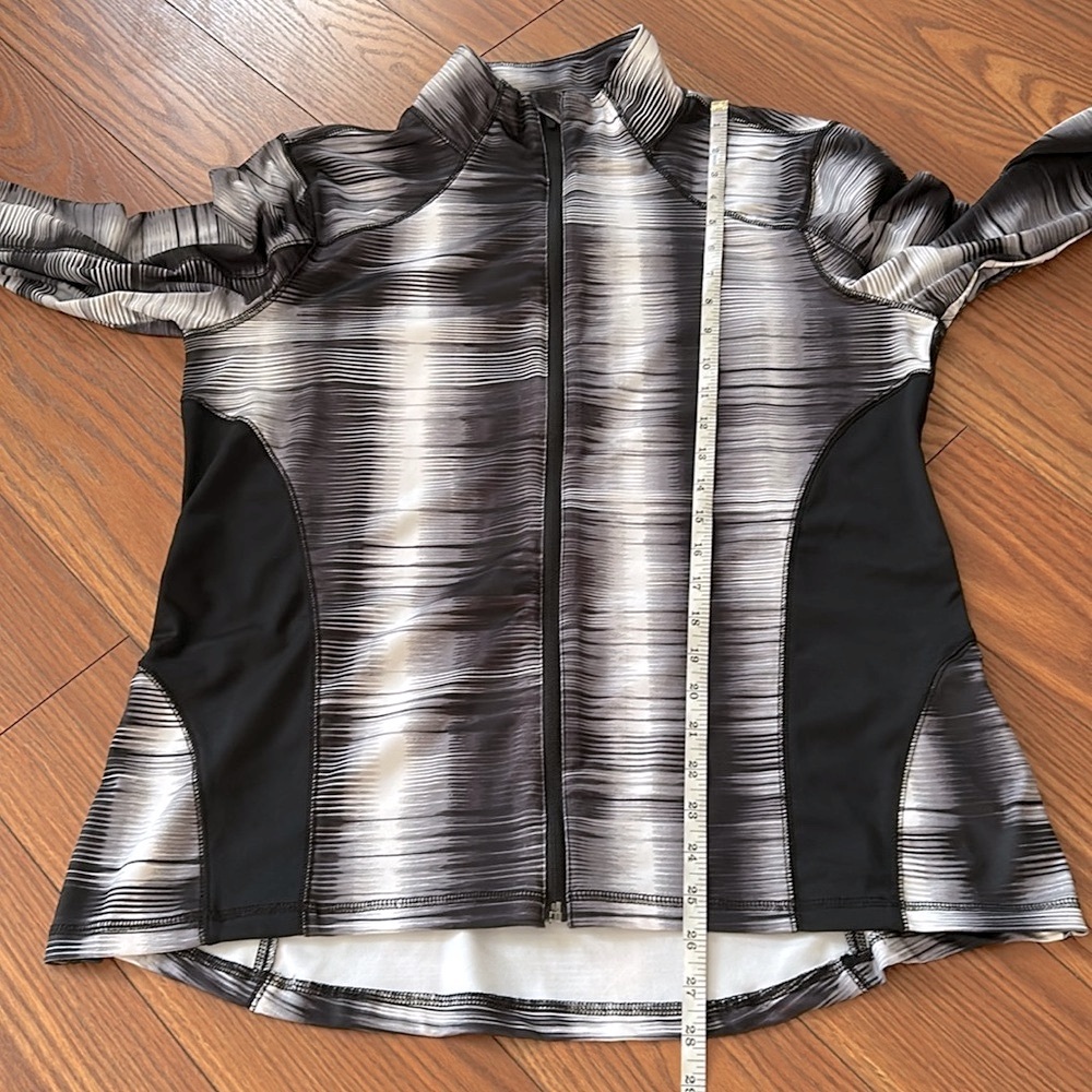 TekGrear - Drytex woman’s Black and Gray Striped Zip-Up Athletic jacket size XL - Picture 10 of 12